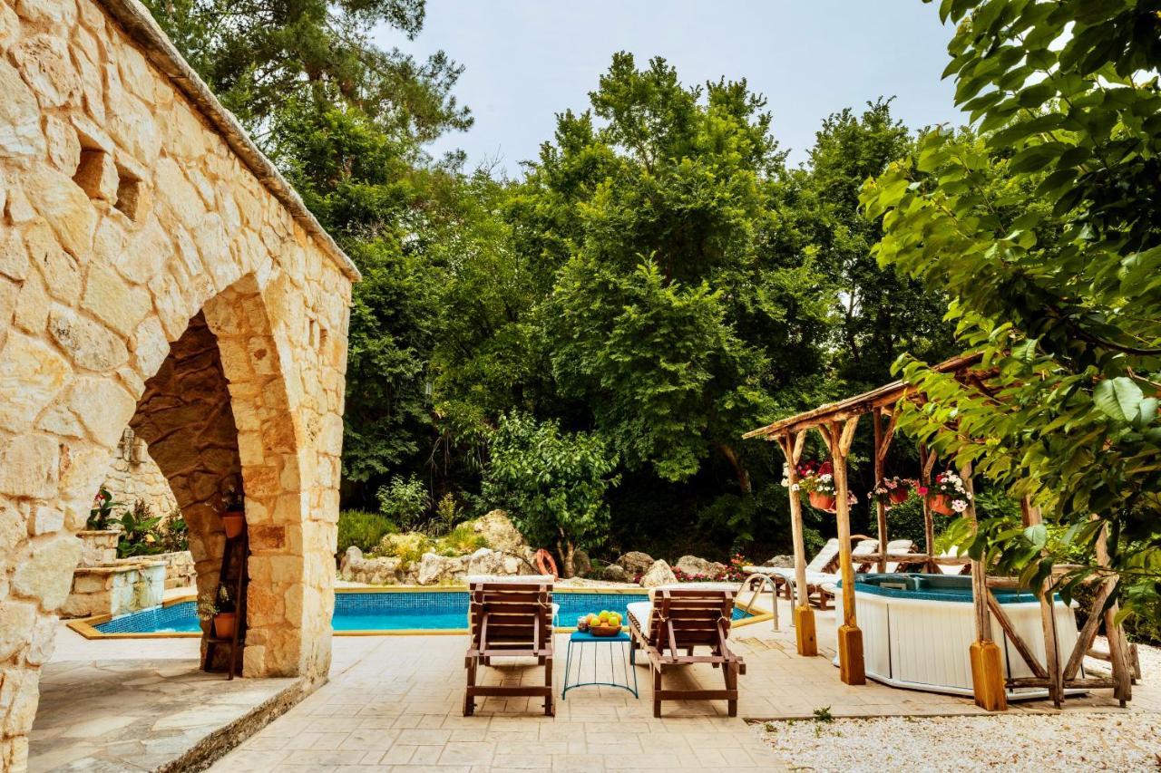 Secret Forest - Wellness Retreat & Healing Spa (Adults Only) Miliu Zewnętrze zdjęcie